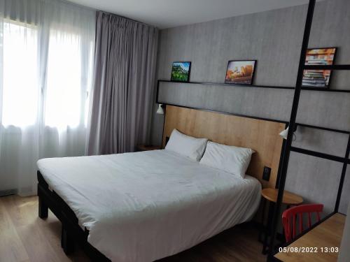 Ibis Brive Centre - image 2
