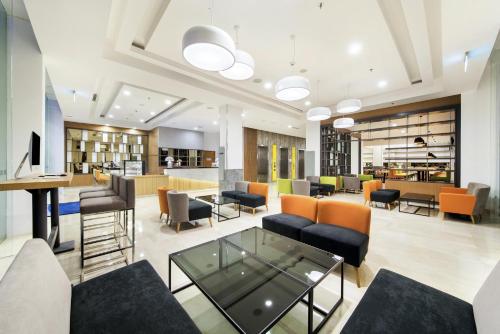 Holiday Inn Express Jakarta Matraman, an IHG Hotel