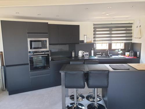 Magnifique 2 pièces vue port et mer Magnifique 2 pièces vue port et mer