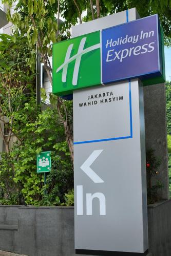 Holiday Inn Express Jakarta Wahid Hasyim, an IHG Hotel