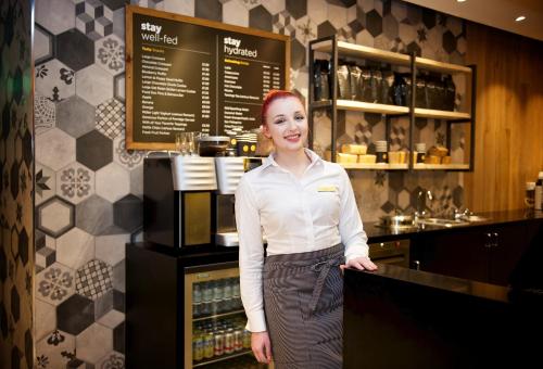 Staycity Aparthotels Birmingham City Centre - image 3