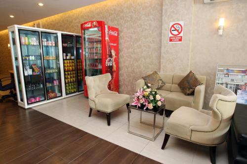 アップタウン インペリアル カジャン