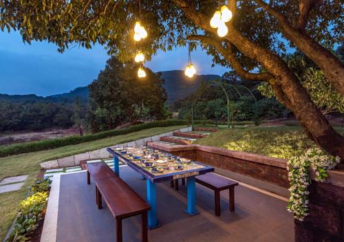 SaffronStays Aatman, Mahabaleshwar - luxury estate with al-fresco dining amidst nature