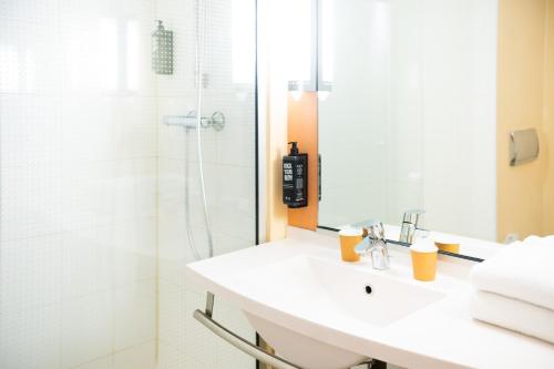 ibis Chateauroux - image 4