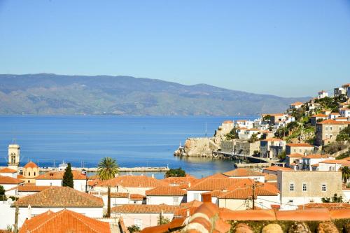 Hydra town, Relaxing patio Panoramic sea view - Tap to explore photos