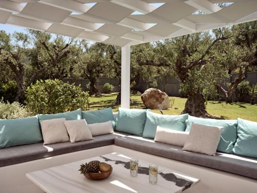 Létesítmények, Drallos Luxury Villa - Private Heated Pool & Large Groups, by ZanteWize in Egyéb