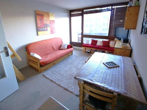 Studio Enchastrayes, 3 pièces, 6 personnes - FR-1-165A-108 - Apartment - Enchastrayes