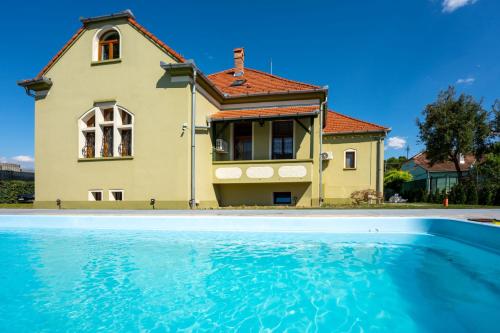 Bể bơi, Clasic Haus Sighisoara in Sighisoara