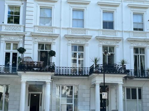 Notting Hill Luxury 2-4Br 2 Roof Terraces, Londres