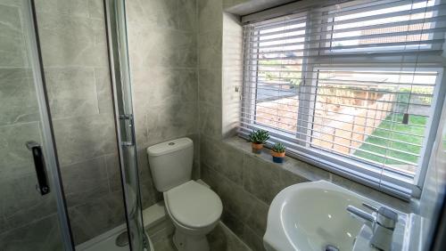 Impeccable 1-Bed Studio in Birmingham, Birmingham (photo 6)