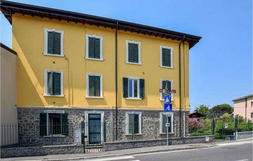  Stunning apartment in Bergamo with WiFi and 1 Bedrooms in Bergamo