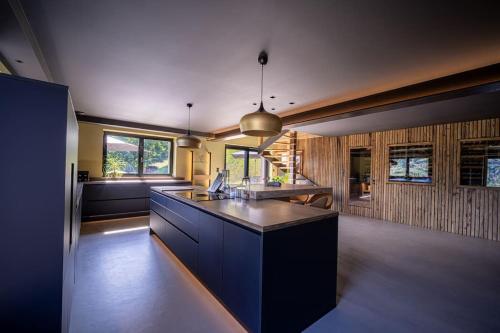 Le 11 des Bouchaux, Gîte d'exception (Le 11 des Bouchaux, Gite d'exception) in เลอ เบลส