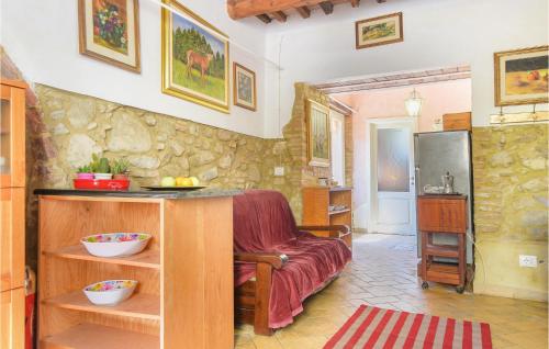 Lovely Apartment In Chianni With Kitchenette