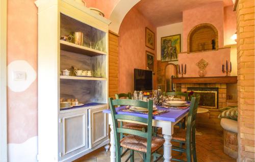 Lovely Apartment In Chianni With Kitchenette