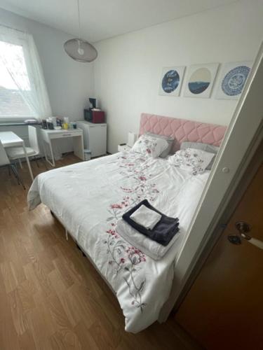 Uthyrnings del med egen ingång - Apartment - Sundbyberg