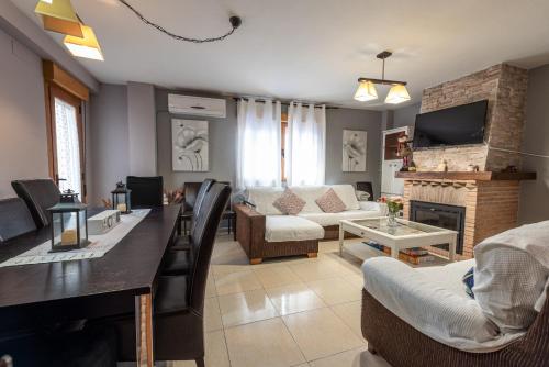 Los Valles & Spa in Toledo Station