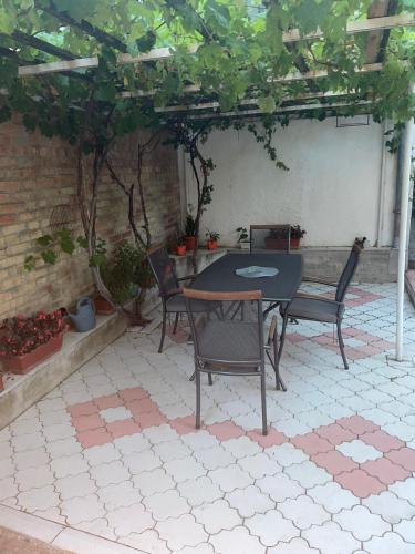 Kert, Apartman Sara in Visegrád