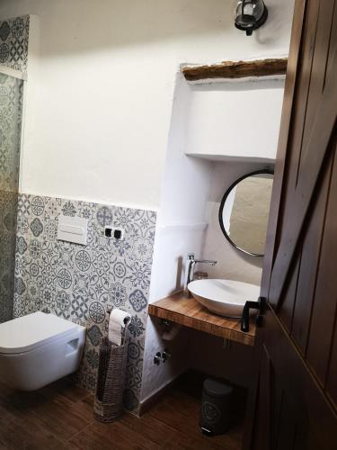  CASA RURAL LA CARRUCHA in Yecla