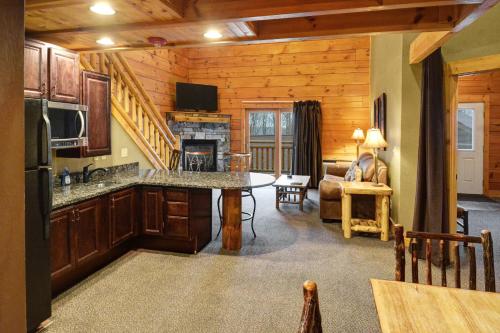 The Lodges at Sunset Village