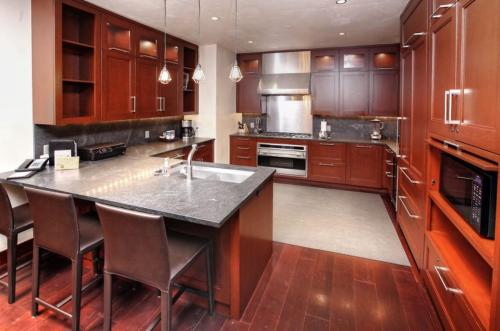 Vail Solaris 2 Bedroom Den - image 10
