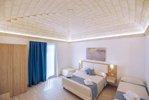 Standard Triple Room room in I MORI HOTEL