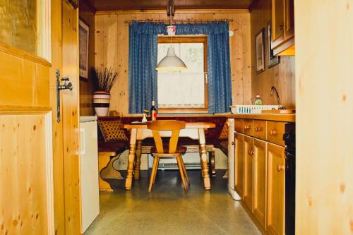 Two-Bedroom Apartment (6 Adults)