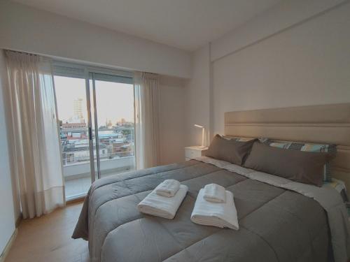 One-Bedroom Apartment image 6