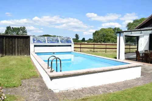 Landhaus Hideaway mit Aussenpool, Sauna und Kamin in Bosau, Deutschland