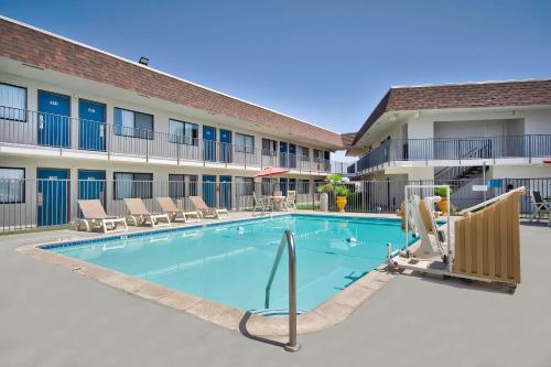 Motel 6-Palmdale, CA