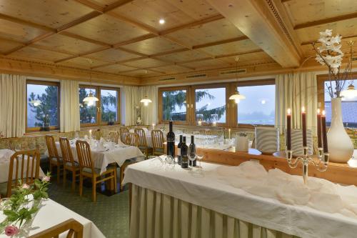 餐廳, Hotel Sonnblick in 華爾德岩阿爾堡