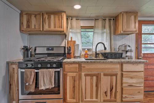 Lakefront Minocqua Cabin with Dock and Fire Pit! in Minocqua, USA