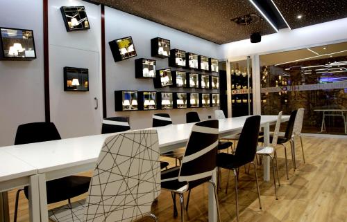 Urban Youth Hostel - main image