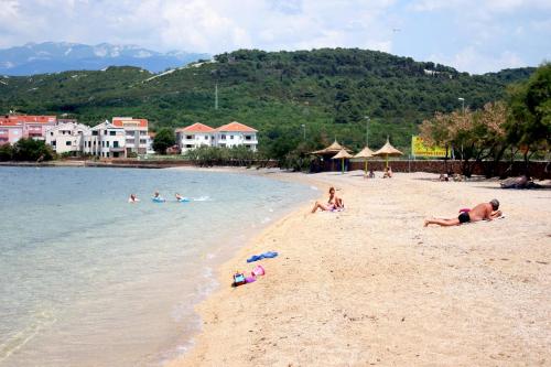 Apartments by the sea Stara Novalja, Pag - 6365