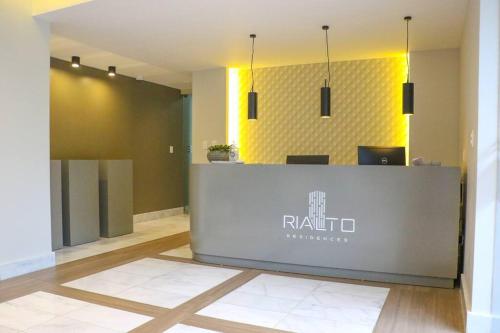 Rialto Residences / pool and gym / Luxury Apartment