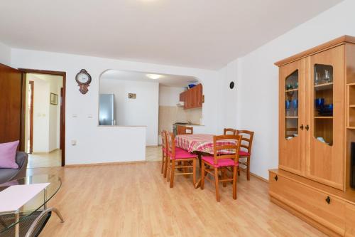 Iekārtas, Apartments with parking space Cunski, Losinj - 7867 in cunski