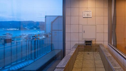 Hot spring bath, Auberge Fontaine Bleau Atami in Shimotaga