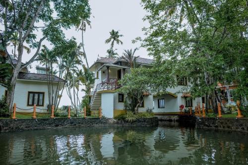 The World Backwaters, Alleppey