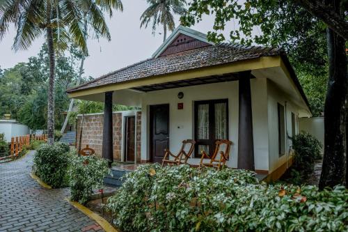 The World Backwaters, Alleppey