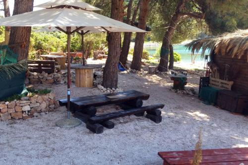 Strand, Apartments with a parking space Mali Losinj (Losinj) - 16903 in Poljana