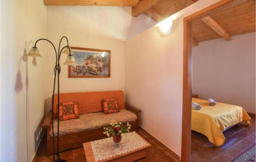  Beautiful Apartment In Zambrone in Zambrone