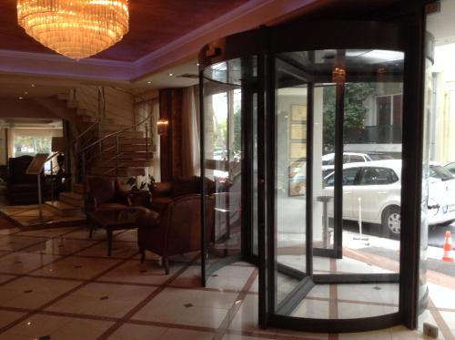 Park Hotel - image 10