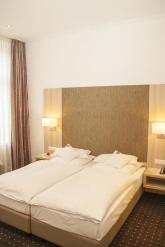 Hotel Haus Berlin - image 11