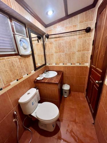 Double Room image 2