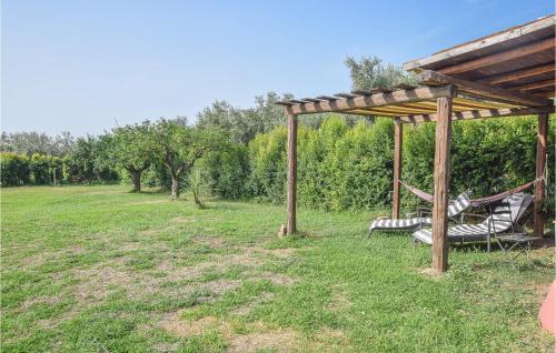  Stunning home in Gizzeria lido with WiFi in SantʼEufemia Vetere
