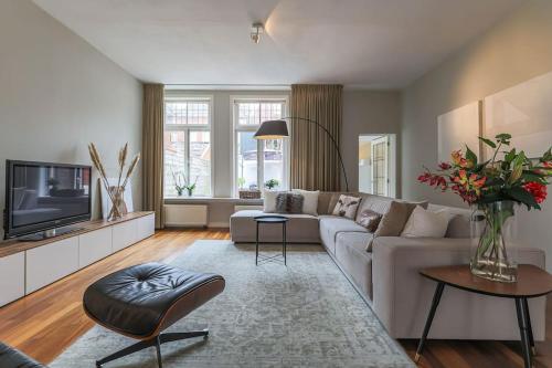 Riant luxe herenhuis op toplocatie centrum Groningen in Binnenstad-Noord
