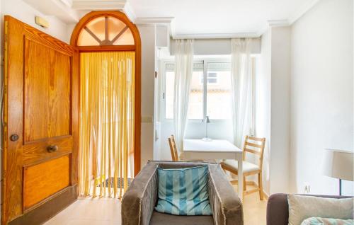 Beach Front Home In Santa Pola - image 2