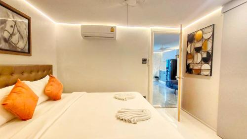 อพาร์ตเมนต์ 2 ห้องนอน (Two-Bedroom Apartment)