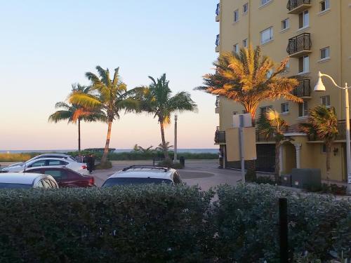 Hollywood Broadwalk Oceanside Hotel - 숙소 외관