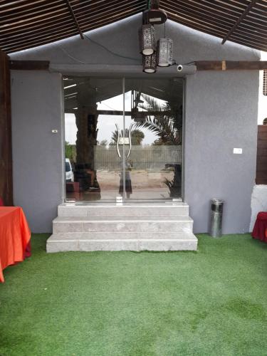 Utvendig, Magtas Hotel in Jeriko