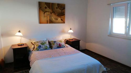 House with 3 bedrooms in Atouguia da Baleia with WiFi 400 m from the beach - image 3